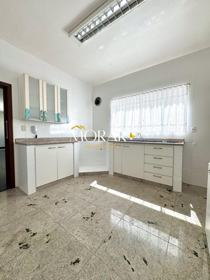 Casa, 3 quartos, 232 m² - Foto 13